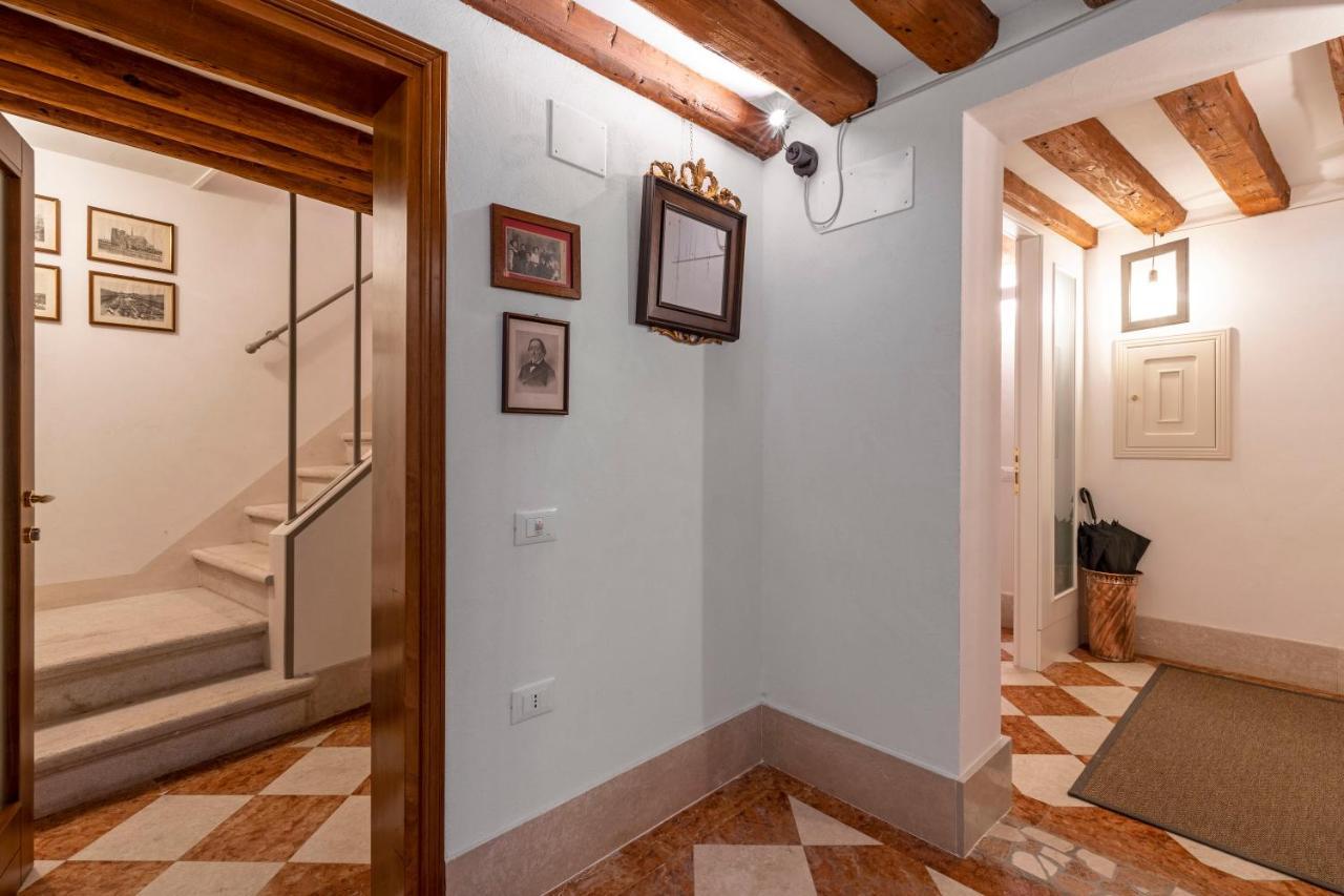 San Silvestro House Lägenhet Venedig Exteriör bild