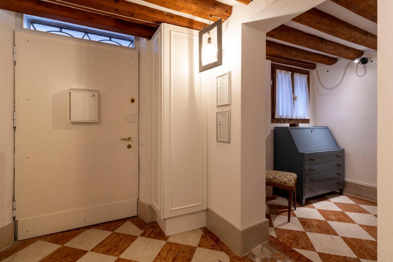 San Silvestro House Lägenhet Venedig Exteriör bild